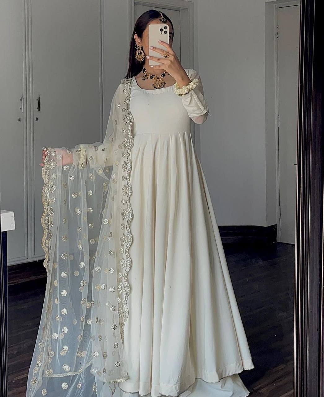 White gown with dupatta fashion