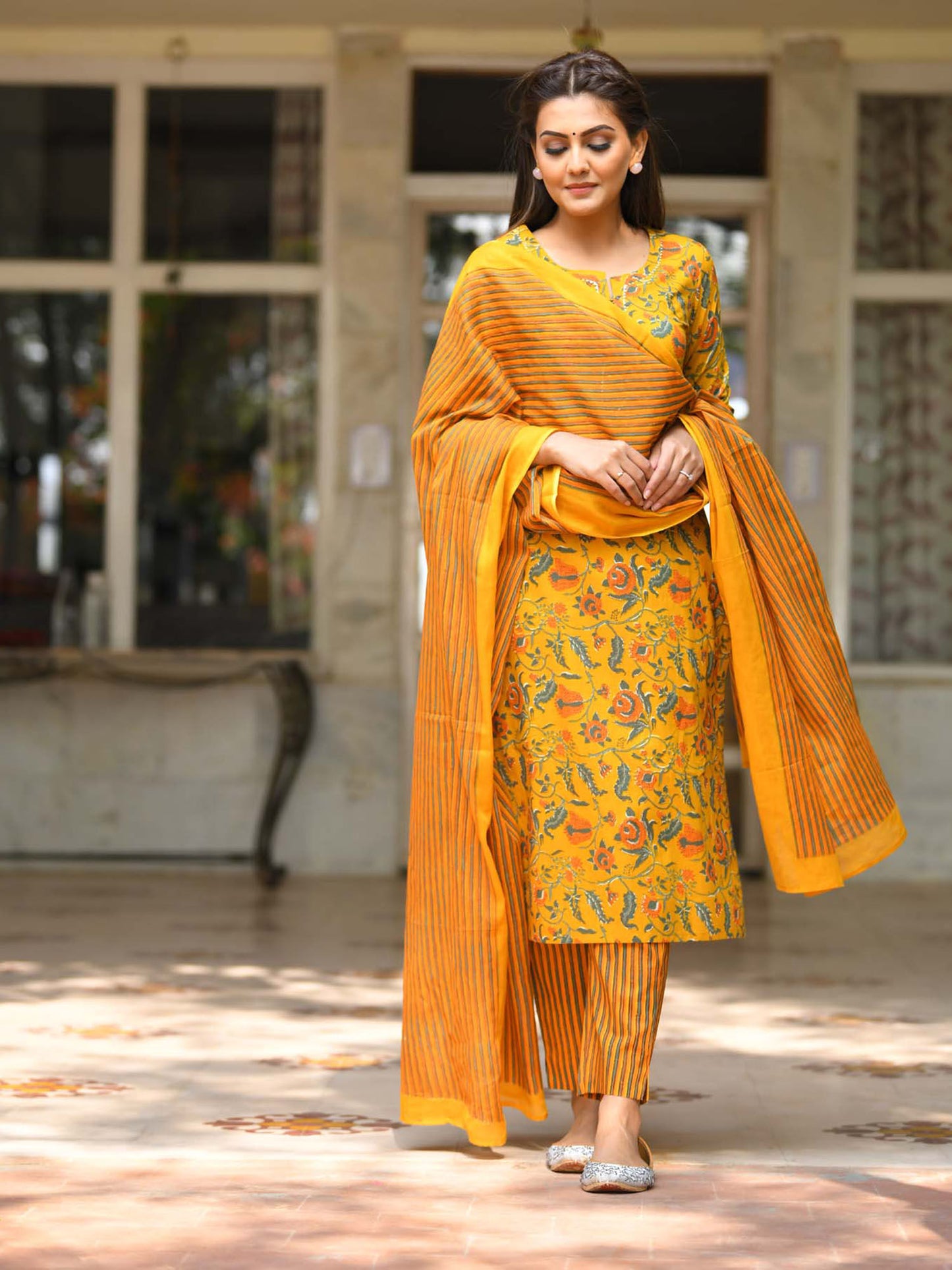 Pure Cotton Handblock Printed Yellow Suit Set - Yashodhara Lifestyle